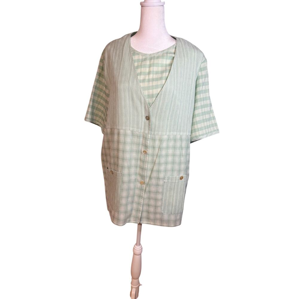 Koret Women’s light green and white gingham.and plaid short-sleeve top size 16